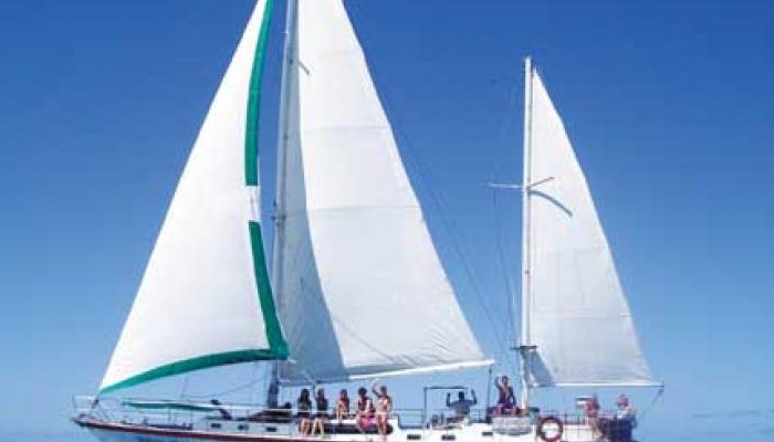 Whitsunday Getaway - 2DAY/2NIGHT Whitsundays Sailing Adventures - Sailing in Style