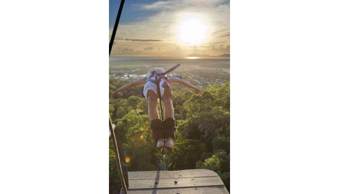 AJ Hackett Cairns: Bungy Jump + T-Shirt
