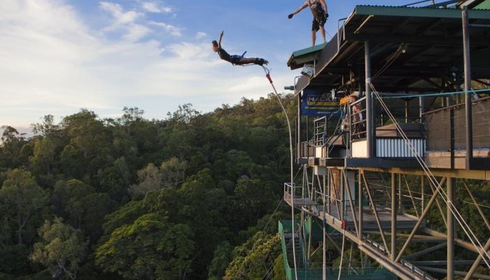 AJ Hackett Cairns: Bungy Jump + T-Shirt