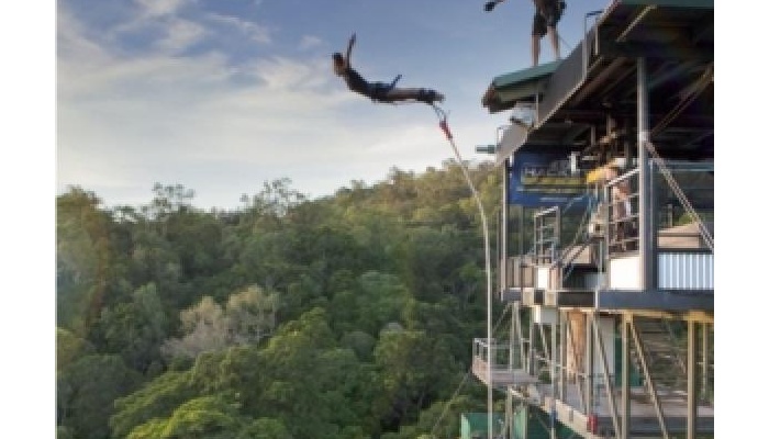 AJ Hackett Cairns: Bungy Jump&14,000ft Skydive