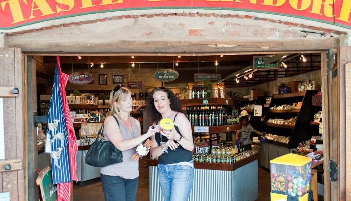 Adelaide Sightseeing: Ultimate Adelaide and Hahndorf - Full Day Tour (AS12)